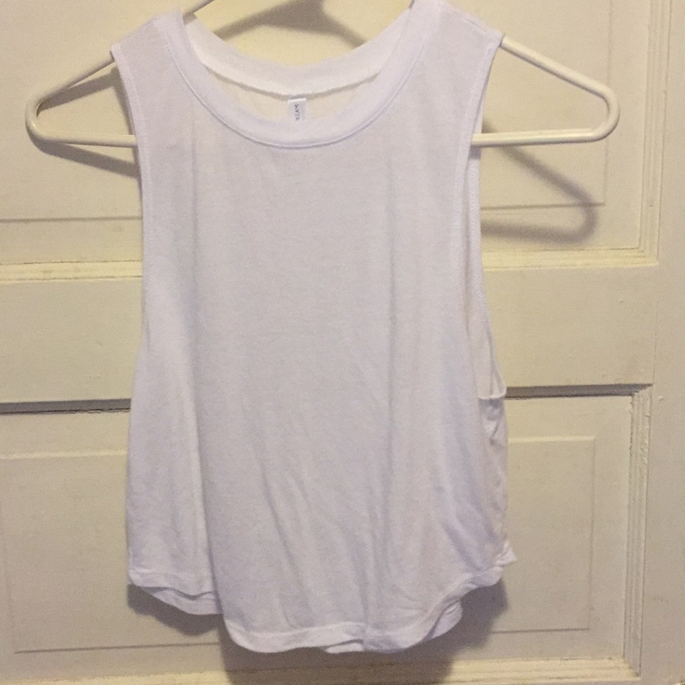 White muscle crop tee